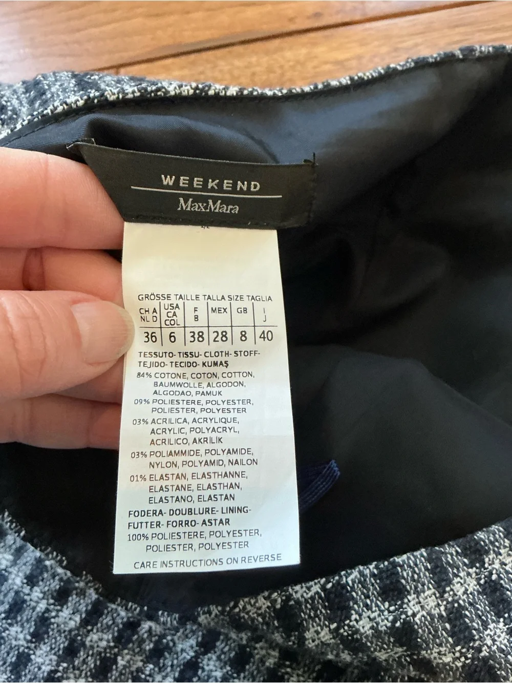 Weekend Max Mara Navy Tweed Skirt, size 6